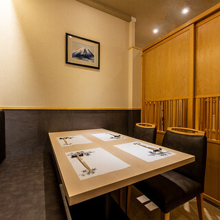 High-quality Japanese space★Private room space that harmonizes with modernity