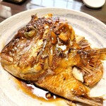 寿司・活魚料理 玄海 - 鯛のあら炊き。でかい!!