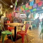 TEXMEX FACTORY - 店内もメキシカンな雰囲気！！