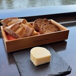 ナベノ-イズム - パン