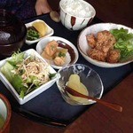 Hachi hachi - 日替わりの鱈の竜田揚げランチ