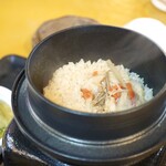 稲取港の朝市 - 料理写真:・きんめ鯛 釜めし 漬物みそ汁付 700円/税込