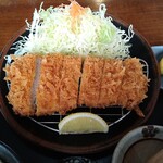 とんかつ専門店 かつ一 - ロースカツ定食