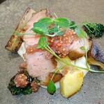 ビストロケンヂ - スペインガリシア栗豚のロースト、ラズベリーのソース