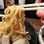 らーめん山頭火 - コシのある太麺