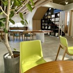 飲茶ぷーある - 店内はオシャレです。