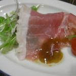オールデイダイニング コンパス - 生ハムのサラダ　お正月メニューの時