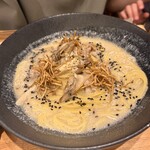 こなな トウキョウ パスタ - 豚肉と舞茸のごぼう豆乳クリー厶