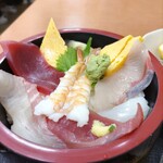 みなと亭 - 海鮮丼♪