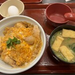 中国料理 頤和園 - 参考画像　なか卯　親子丼