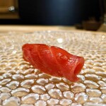 Sushi Yuumu - 赤身の醤油漬け