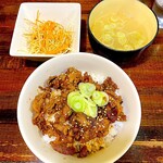 Taishuu Horumon Yakiniku Sou - カルビ丼ランチ