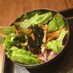 Wagyuu Yakiniku Tokori - サラダはライス同様にお替わりできます(^-^)