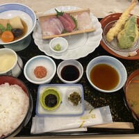 博多料亭 稚加榮 - 