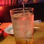 凡吾 - 梅✕梅(バイバイ)サワー　４９５円
      南高梅サワーに梅干しを入れました。