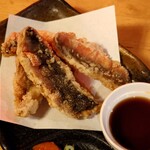 凡吾 - グルクンの唐揚げ　７４８円
                                沖縄県のカラフルなおさかなでさっぱりと美味しい♪