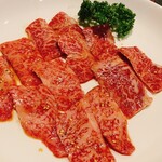 A5仙台牛焼肉 肉豊作 - 