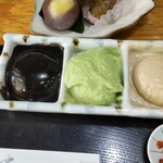 村上屋餅店 - ３種の餅セット。３回くらいおかわりできます！