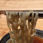 焼き鳥 とりら - ぴろぴろ縮れ麺