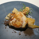 カイノヤ - ＧＶ鮟鱇とＧＶあん肝　白菜の3時間ロースト　炭化したネギと玉ねぎ