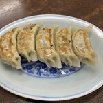 宝来軒 - ランチセットの餃子（ランチセットでは5個での提供です）