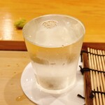 鮨 しゅん輔 - 日本酒はすりきりです