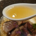 麦と麺助 - 旨味が詰まっとる