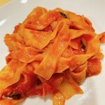 トラットリア・コッレ - トマトソースのパスタ。これは絶品でした。