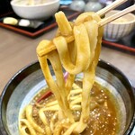 手打ちうどん 大蔵 - カレーうどん（麺リフト）