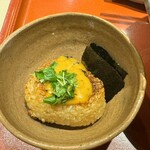 麦と麺助 - 生うにソースの焼おにぎり