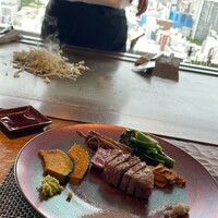 ニュー松坂 梅田32番街店 - 