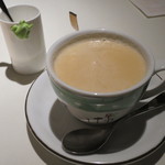 カイノヤ - チョコレートミントトッフルはロイヤルミルクティーで