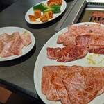 焼肉レストラン権左工門 - 