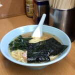 なかむら屋 - チャーシュー海苔二枚わかめ