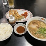 餃子の王将 西脇店 - 