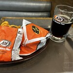 Ａ＆Ｗ - 