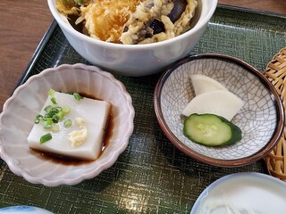 Shimizuya - 蕎麦豆腐とお新香