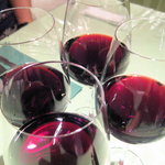 Pizzeria Pancia Piena - 09/09：グラスの赤ワイン630円だったかな