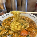 まんしゅう - 麺リフト