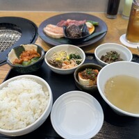 焼肉トラジ 名古屋セントラルタワーズ店 -  焼肉トラジ 名古屋セントラルタワーズ店 -