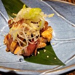 Kuimon Sakaba Doraya - ・薩摩赤鶏のタタキ1089円