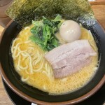 横浜家系ラーメン でら家 - 