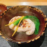 御料理 まつ山 - マグロ出汁の白子のお椀、昆布出汁大根