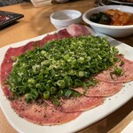 炭火焼肉 ひびの亭 - 