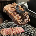 炭火焼肉 ひびの亭 - 
