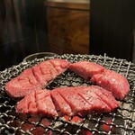 炭火焼肉 ひびの亭 - 