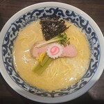 名物よだれ鶏と濃厚鶏白湯麺MATSURIKA - 