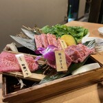 炭火焼肉 ひびの亭 - 