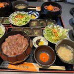 炭火和牛焼肉もうもう亭 - 