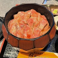 炭火和牛焼肉もうもう亭 広小路店 - 